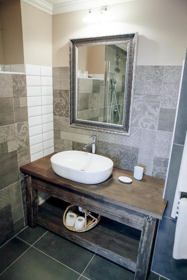 Hotel LaBor Kvártély à Tokaj Extérieur photo